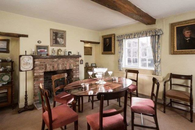  Image of 4 bedroom Detached house for sale in Main Street Sutton-on-the-Forest York YO61 at Main Street Sutton-On-The-Forest York, YO61 1DW